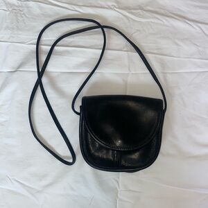 Liz Claiborne Leather co crossbody purse black leather
